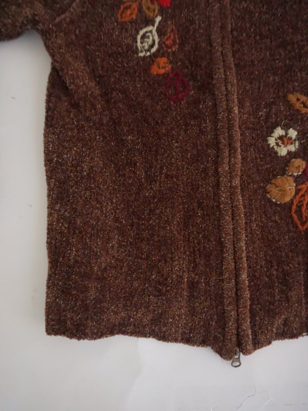Vintage T & Company Brown Floral Embroidered Chenille Zip Boho Cardigan S - Picture 6 of 10